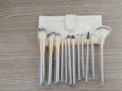 Persian Make-up Brush Suit Champagne