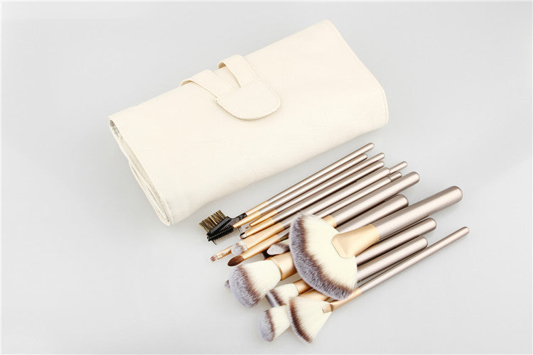 Spot Detonating 121824, White Make-up Brush