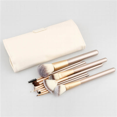 Spot Detonating 121824, White Make-up Brush
